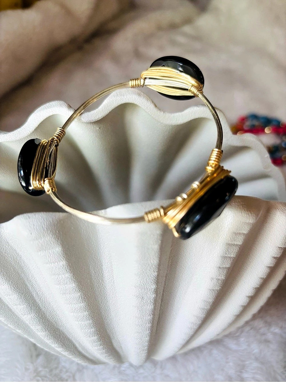 Black & Gold Wire-Wrapped Stone Bracelet Like New